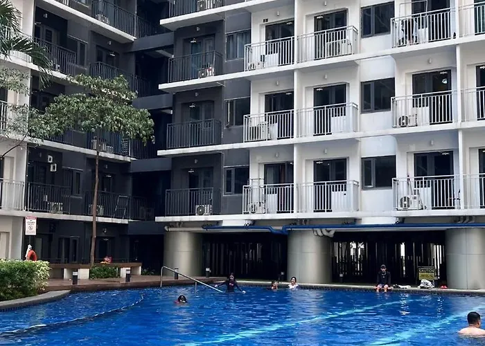 Apartment In Pasay Near Moa, Naia, Ikea, Dfa & Okada